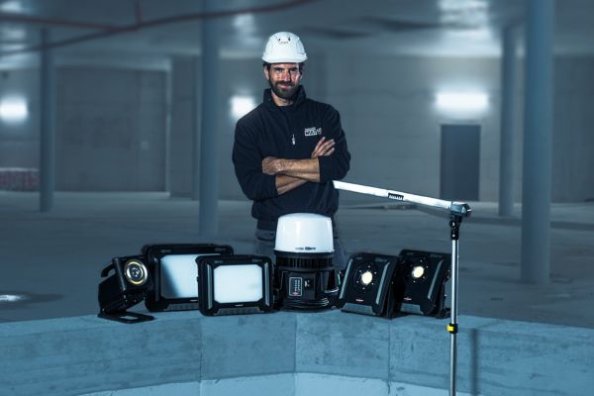 Projecteurs de chantier compatibles avec différentes batteries 18V : Multi Battery 18V System de brennenstuhl® et le 18V System de Bosch Professional